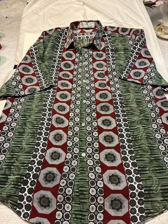 Panache New York Tops - Panache New York Vintage Geometric Print Short Sleeve Button-Down Shirt